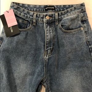 PrettyLittleThing Straight leg jeans NWT